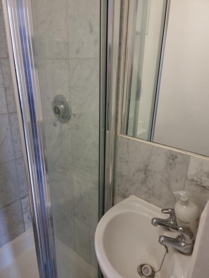 F8-Mezzanine 1St Floor Flat Fits 3 Near Paddington Londres Exterior foto